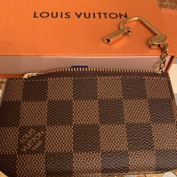 Brand New!! Authentic Louis Vuitton Damier Ebene CanvasCoin Pochette/ Key Pouch. - Picture 10 of 14